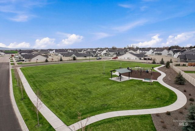 4174 N N Edessa Ave, Meridian, ID 83646