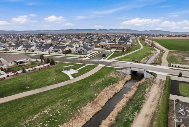 4174 N N Edessa Ave, Meridian, ID 83646