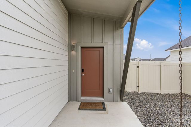 4174 N N Edessa Ave, Meridian, ID 83646