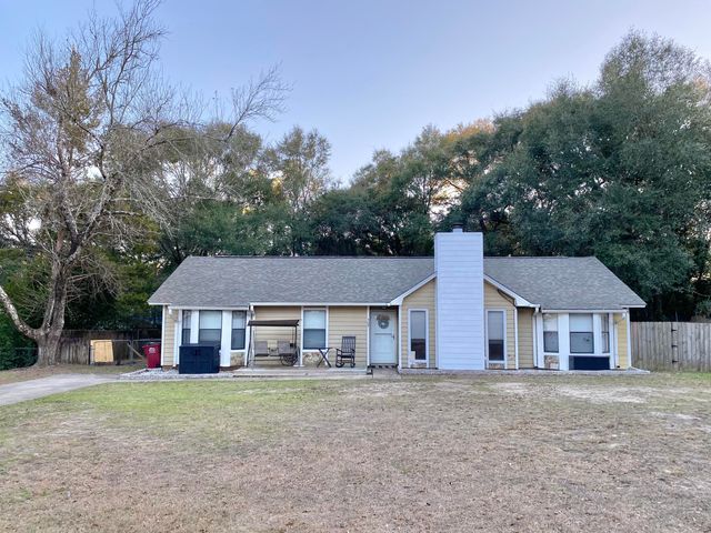 309 Springwood Circle, Crestview, FL 32536