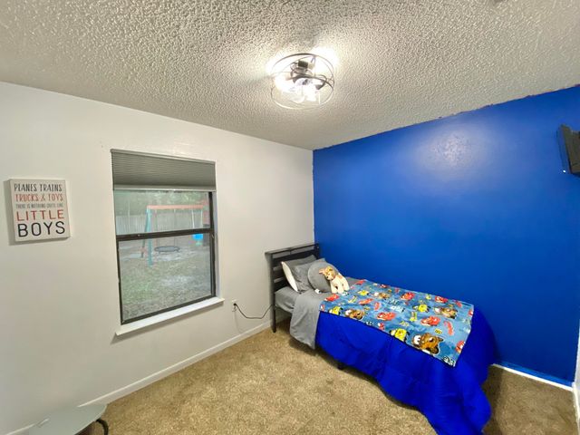 309 Springwood Circle, Crestview, FL 32536