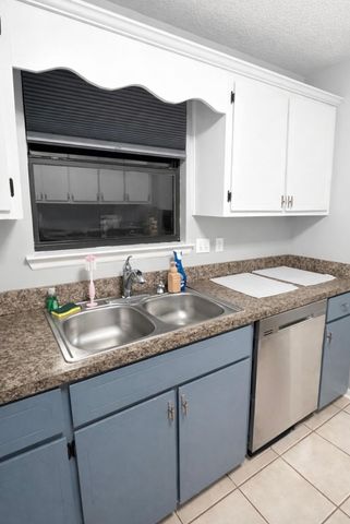 309 Springwood Circle, Crestview, FL 32536