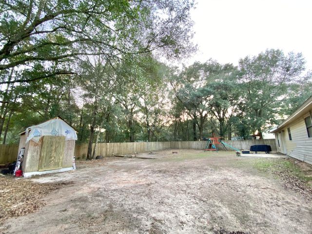 309 Springwood Circle, Crestview, FL 32536
