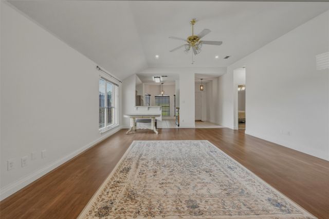 405 Deauville Drive, Fort Worth, TX 76108