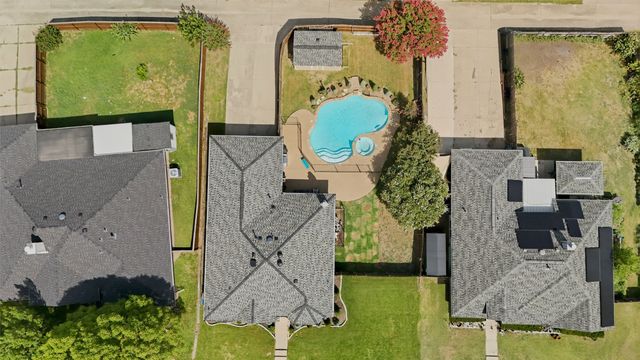 405 Deauville Drive, Fort Worth, TX 76108