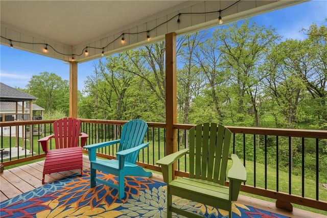 812 Foxglove Lane, Kearney, MO 64060