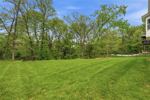 812 Foxglove Lane, Kearney, MO 64060