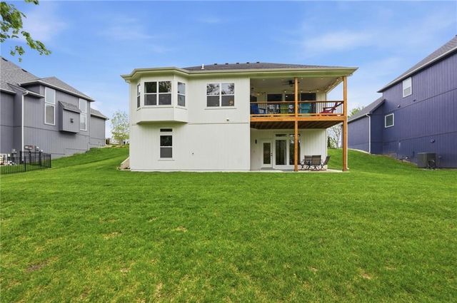 812 Foxglove Lane, Kearney, MO 64060