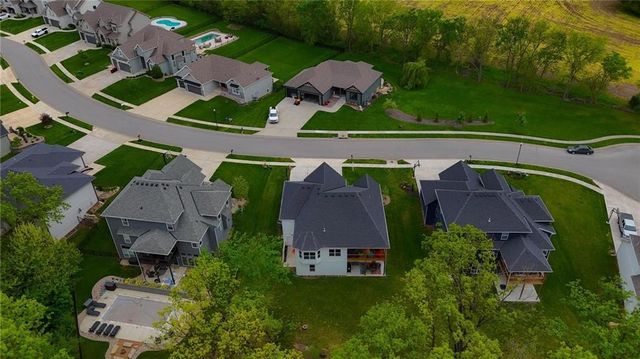 812 Foxglove Lane, Kearney, MO 64060