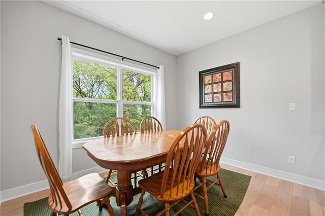 812 Foxglove Lane, Kearney, MO 64060