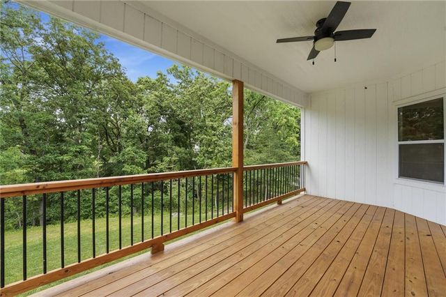 812 Foxglove Lane, Kearney, MO 64060