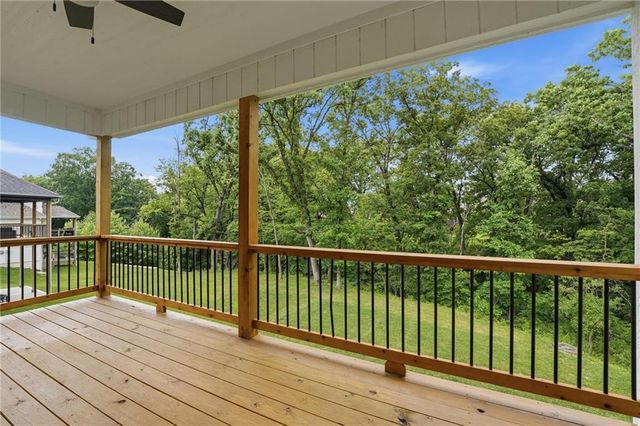 812 Foxglove Lane, Kearney, MO 64060