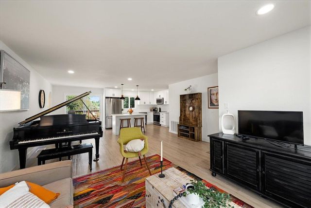 7617 Palisade Way, Fair Oaks, CA 95628