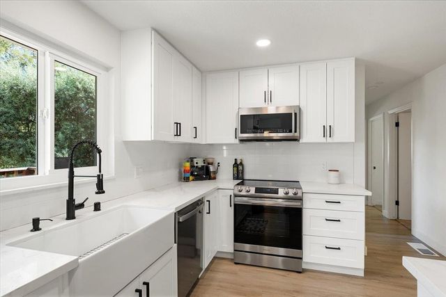 7617 Palisade Way, Fair Oaks, CA 95628