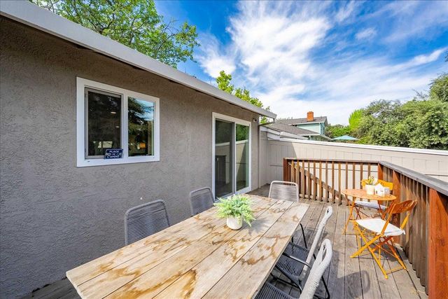 7617 Palisade Way, Fair Oaks, CA 95628