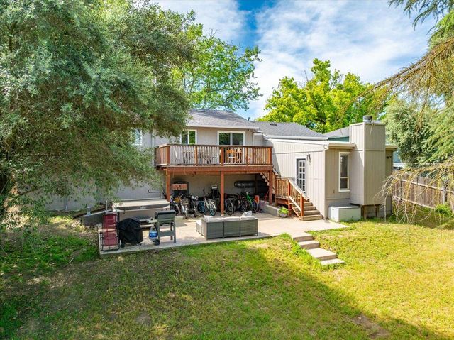 7617 Palisade Way, Fair Oaks, CA 95628