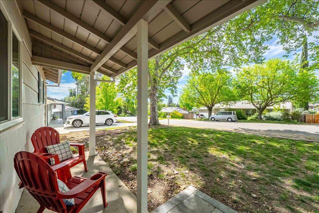 7617 Palisade Way, Fair Oaks, CA 95628