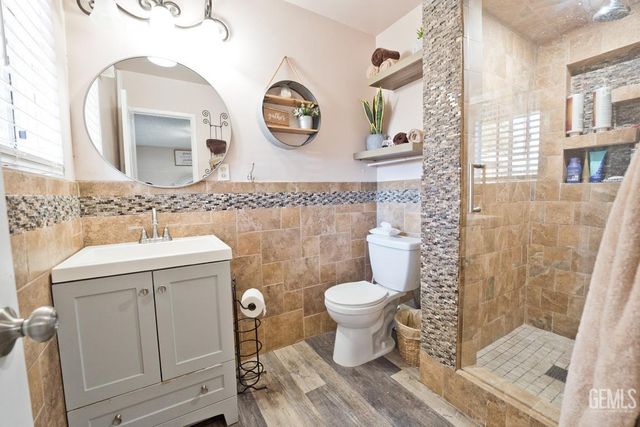 3309 Truman Avenue, Bakersfield, CA 93309