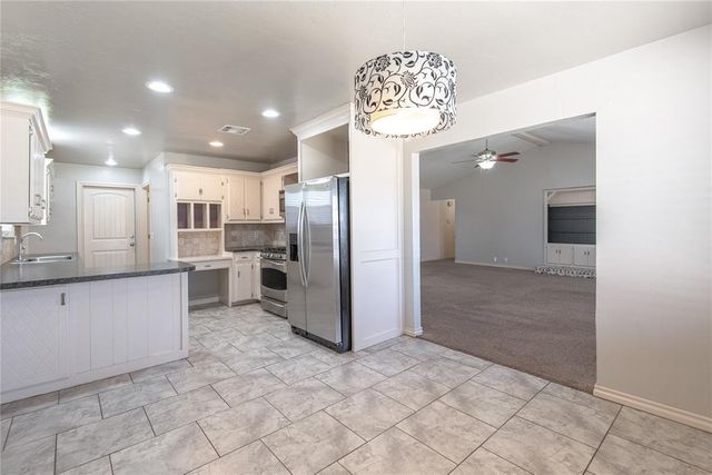 1321 Kelly Park Road, Edmond, OK 73003