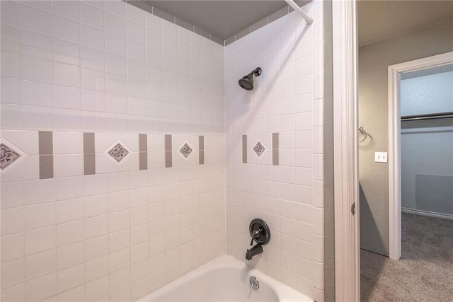 1321 Kelly Park Road, Edmond, OK 73003