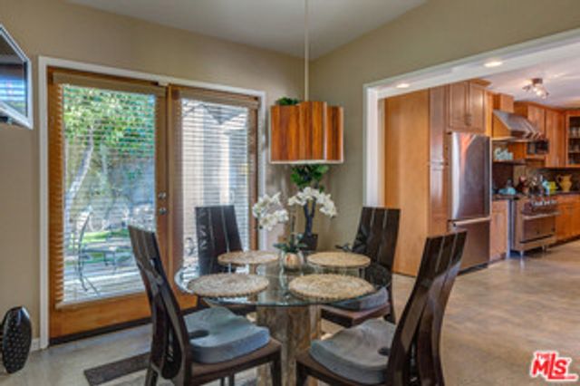 1521 E Via Roberto Miguel, Palm Springs, CA 92262