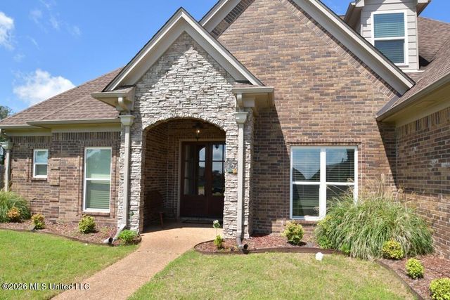 4713 Bakersfield Drive, Nesbit, MS 38651
