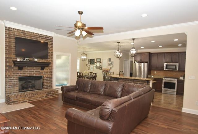 4713 Bakersfield Drive, Nesbit, MS 38651