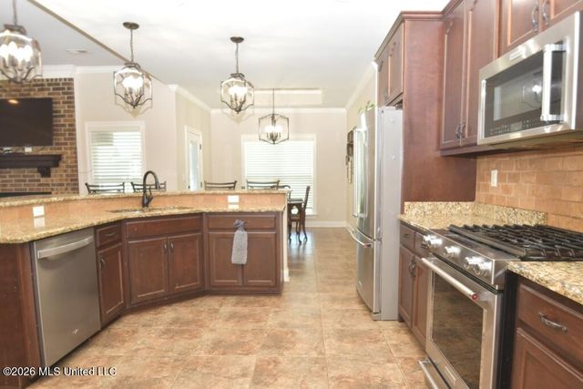 4713 Bakersfield Drive, Nesbit, MS 38651