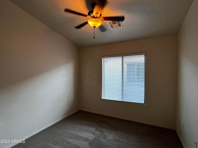 2250 E Deer Valley Road Unit 21, Phoenix, AZ 85024