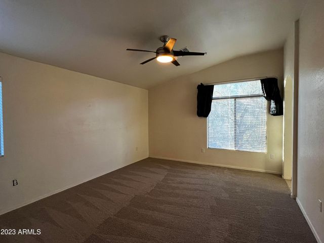 2250 E Deer Valley Road Unit 21, Phoenix, AZ 85024