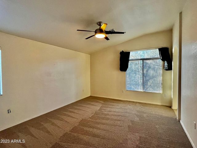 2250 E Deer Valley Road Unit 21, Phoenix, AZ 85024