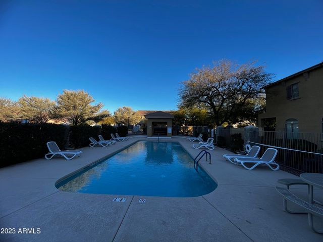 2250 E Deer Valley Road Unit 21, Phoenix, AZ 85024
