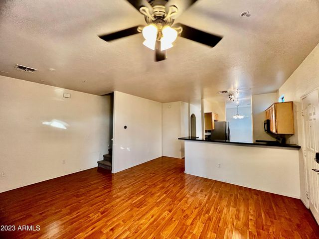 2250 E Deer Valley Road Unit 21, Phoenix, AZ 85024