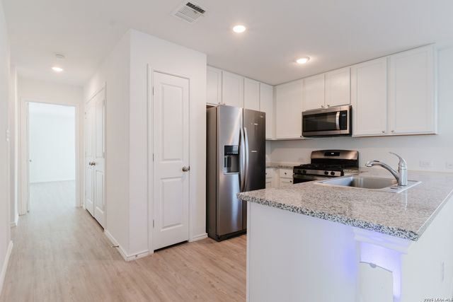 223 PRESIDIO PL, San Antonio, TX 78220