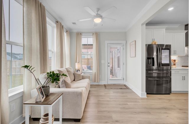 472 Rowley Lane, Summerville, SC 29486