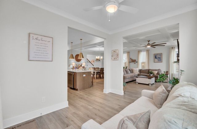 472 Rowley Lane, Summerville, SC 29486