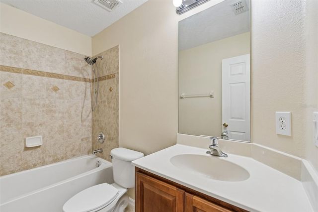 20112 INDIAN ROSEWOOD DRIVE, Tampa, FL 33647