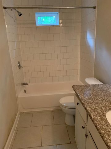 6519 Sloan 2, Houston, TX 77087