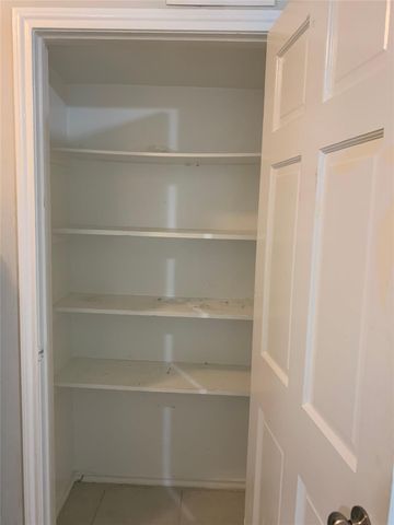 6519 Sloan 2, Houston, TX 77087