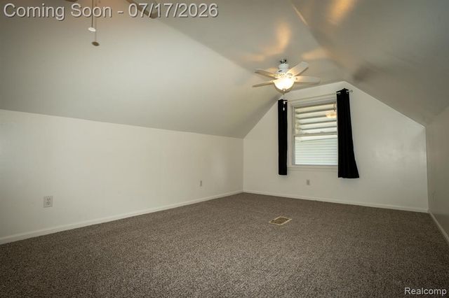 18641 Sumner, Redford, MI 48240