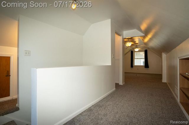 18641 Sumner, Redford, MI 48240