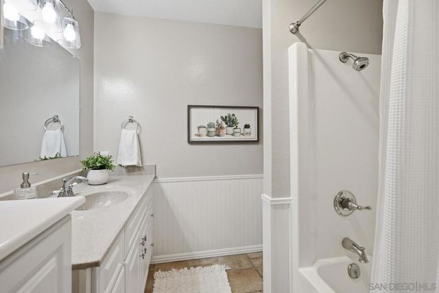 10325 Avenida Magnifica, San Diego, CA 92131