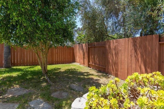 10325 Avenida Magnifica, San Diego, CA 92131
