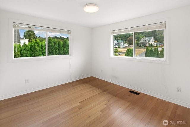 955 2nd Street, Mukilteo, WA 98275