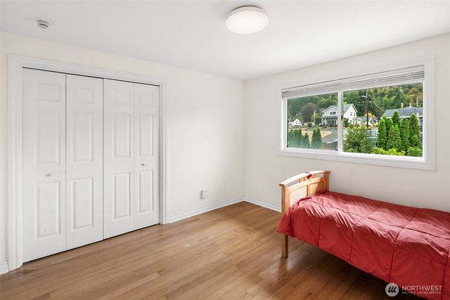 955 2nd Street, Mukilteo, WA 98275