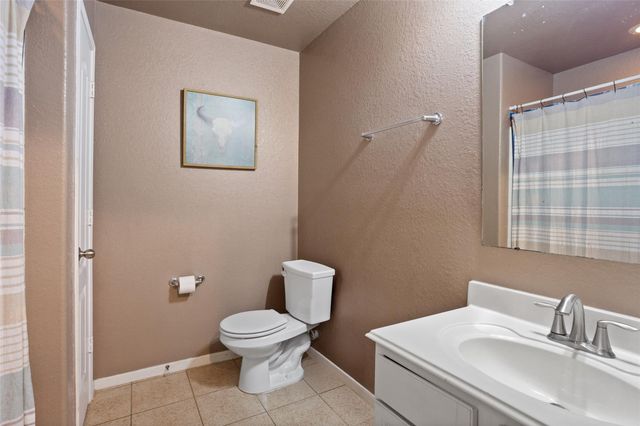 9219 Summer Valley Lane, Richmond, TX 77407