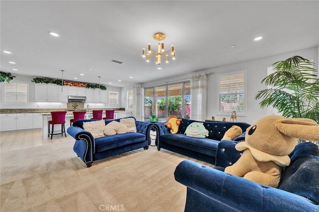 3035 E Oak Knoll, Ontario, CA 91761