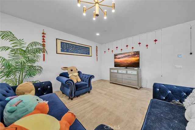 3035 E Oak Knoll, Ontario, CA 91761