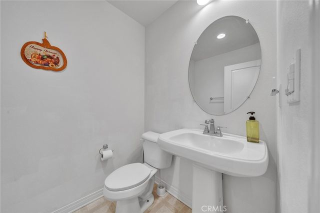 3035 E Oak Knoll, Ontario, CA 91761