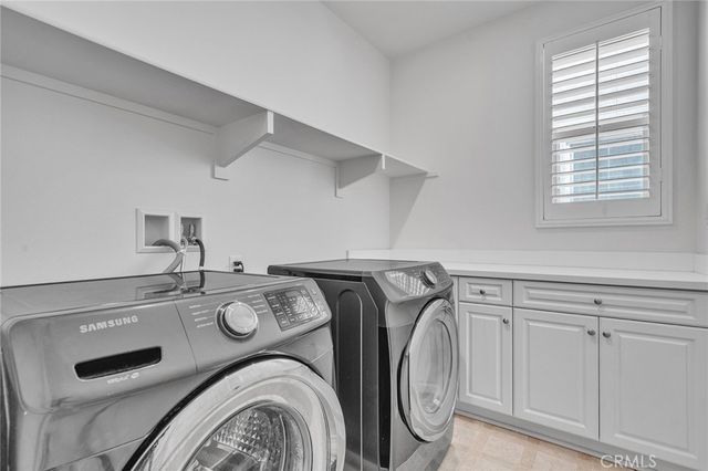 3035 E Oak Knoll, Ontario, CA 91761
